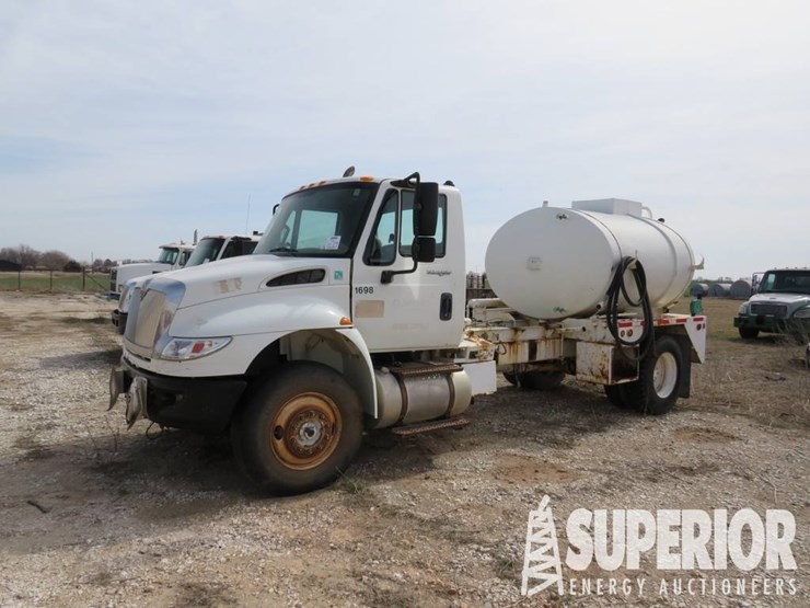 2012-international-durastar-4300-image-1