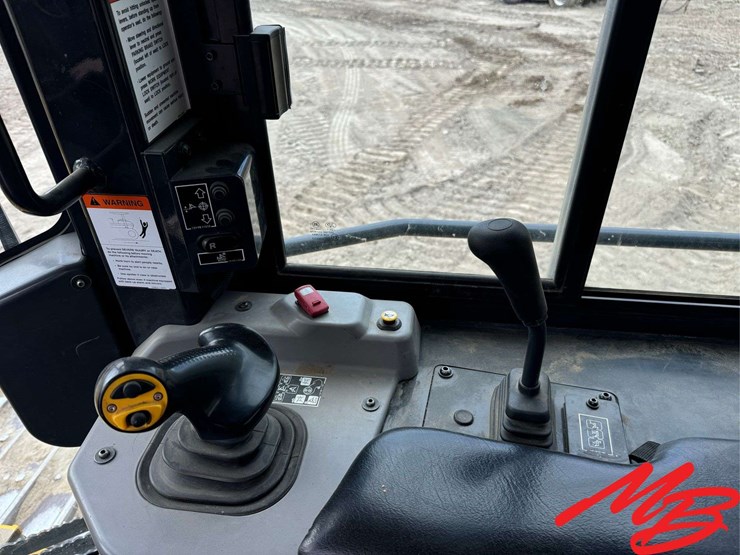 2021-komatsu-71exi-dozer-image-35