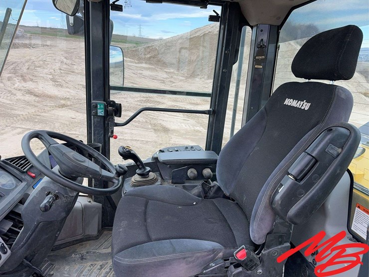 2018-komatsu-wa270-image-38