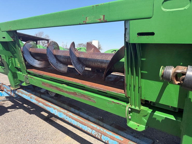 john-deere-608c-image-9