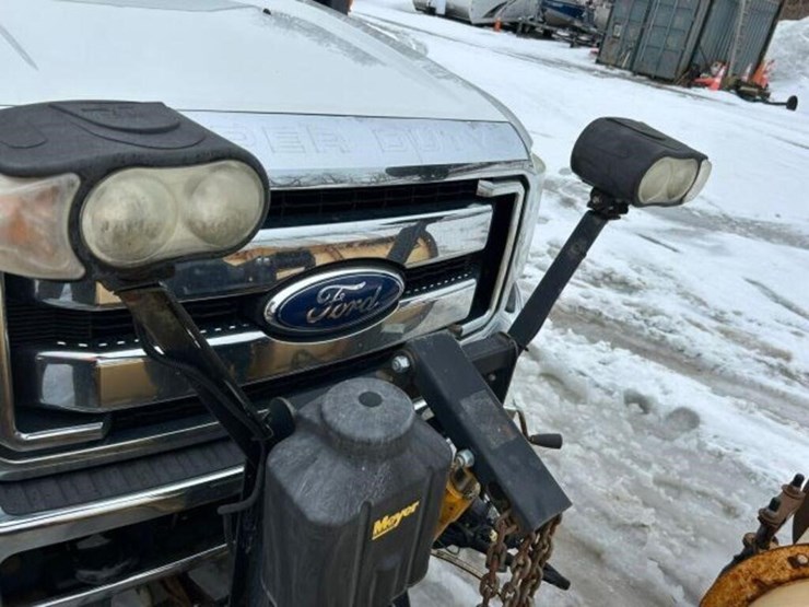 2011-ford-f350-image-37