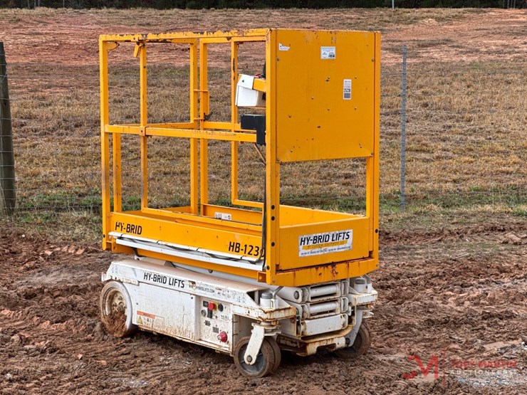 hy-brid-lifts-hb-1230-scissor-lift-image-1