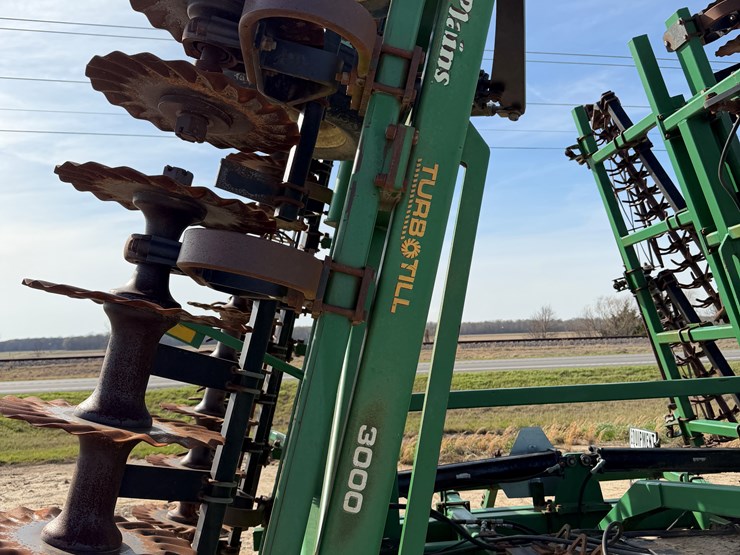 great-plains-3000-image-62