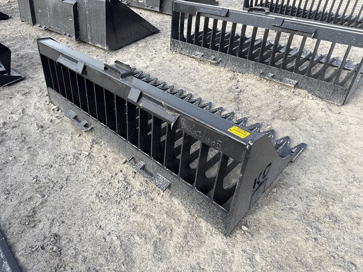 #2096-•-unused-76"-skid-steer-high-side-bucket-inv#-42352-image-1