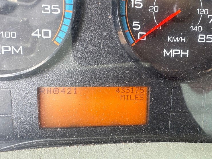 2016-international-ma025-single-axle-box-truck-image-20