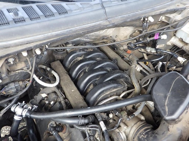 2016-ford-f150-image-12