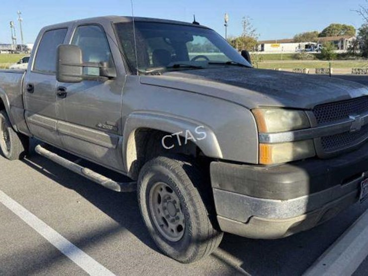2003-chevrolet-2500-image-3
