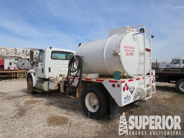 2012-international-durastar-4300-image-4