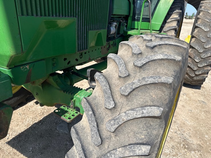 1993-john-deere-4960-image-4