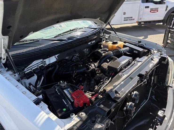 2013-ford-f150-xl-image-7