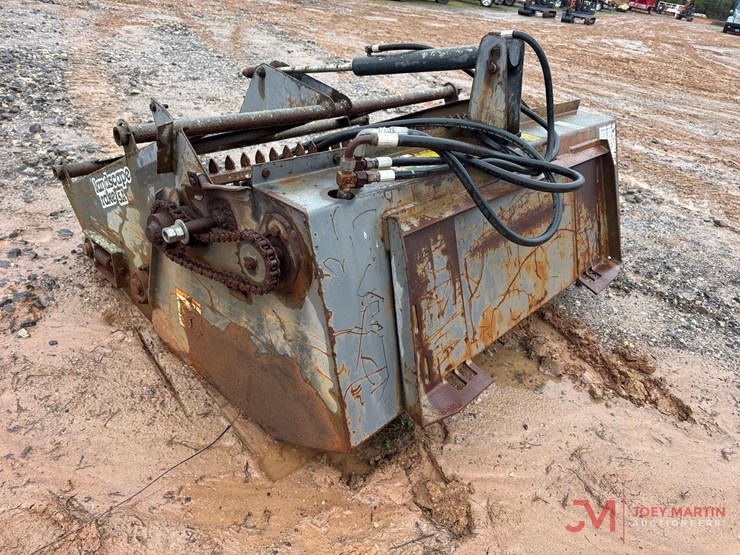 bobcat-landscape-rake-image-3