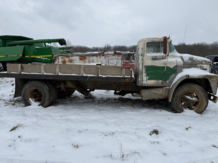 1965-dodge-600-image-4