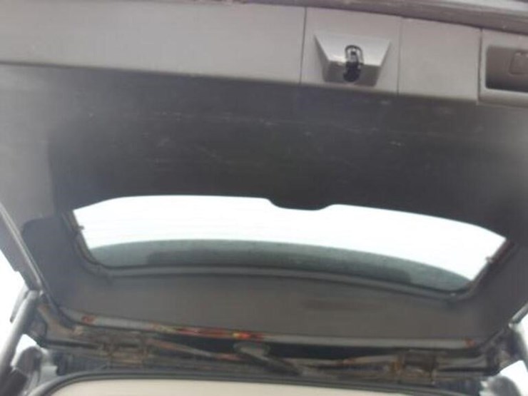 2016-gmc-yukon-denali-image-64