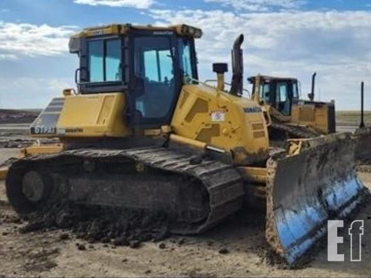 2017-komatsu-d61pxi-image-7