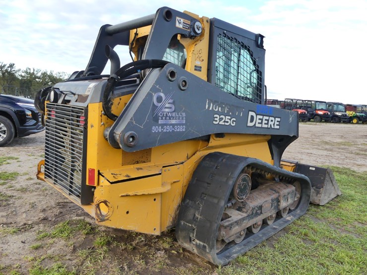 deere-325g-image-3