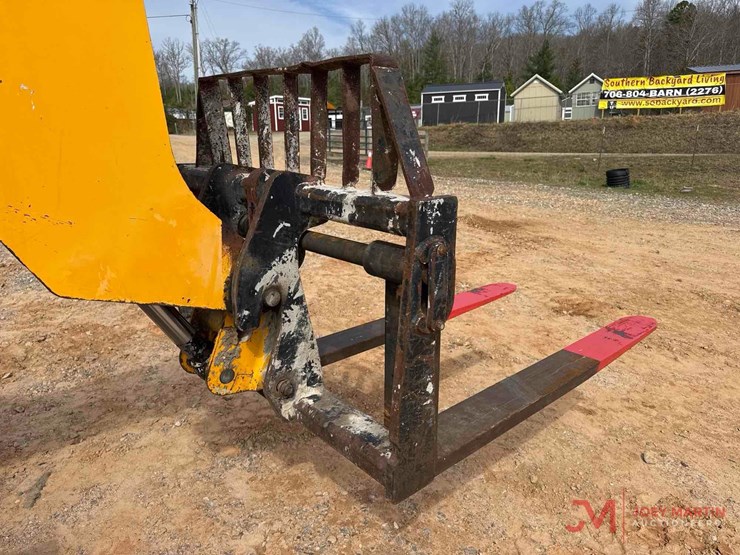 2016-jcb-507-42-image-21