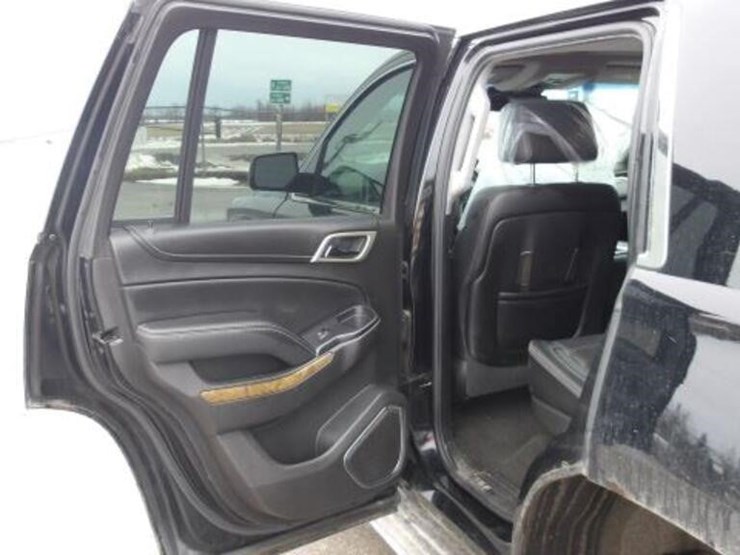 2016-gmc-yukon-denali-image-52