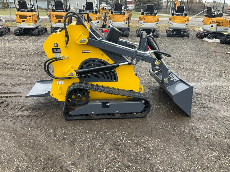 #1016-•-unused-landhero-lhr‑me380x1-mini-skid-steer-loader-image-14