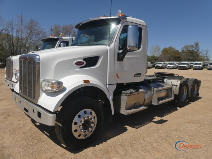 2017-peterbilt-567-image-20