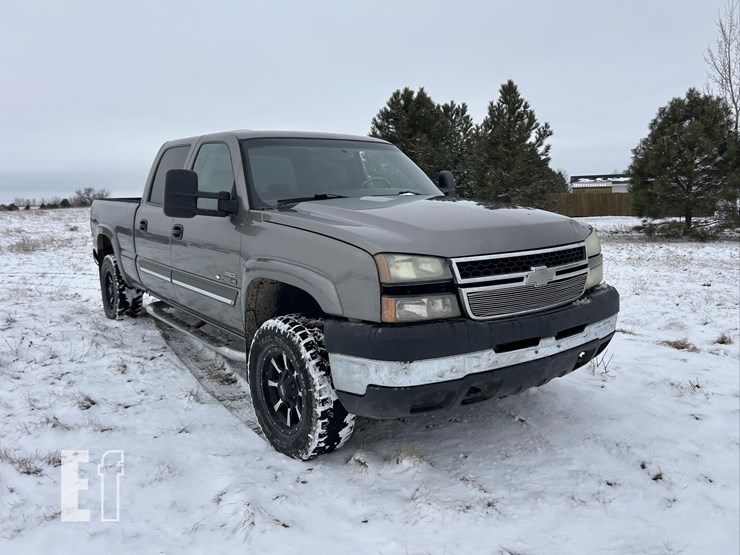 2007-chevrolet-silverado-2500hd-image-3