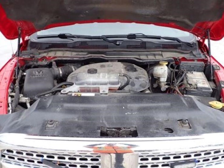 2018-ram-1500-laramie-image-46