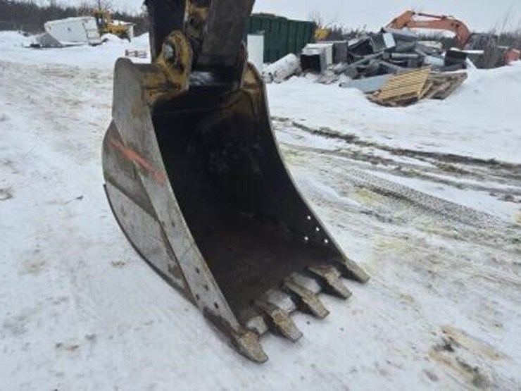 2007-komatsu-pc270-lc-8-image-36