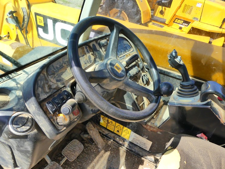 2015-jcb-536-60-image-12