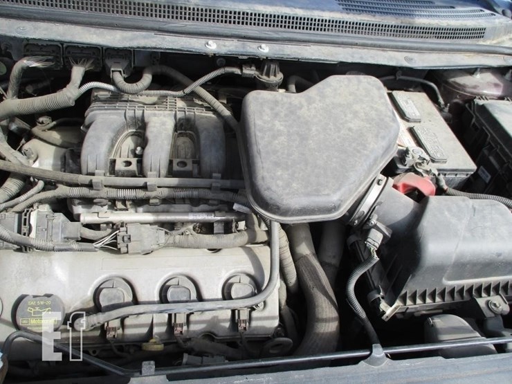 2010-ford-edge-sel-image-5