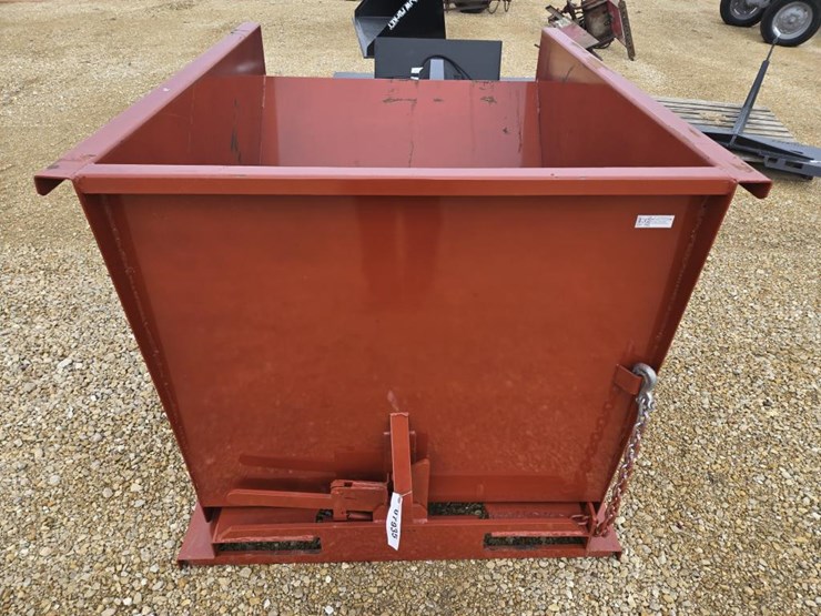 #7935-•-new-2-yd-self-dumping-hopper-image-2