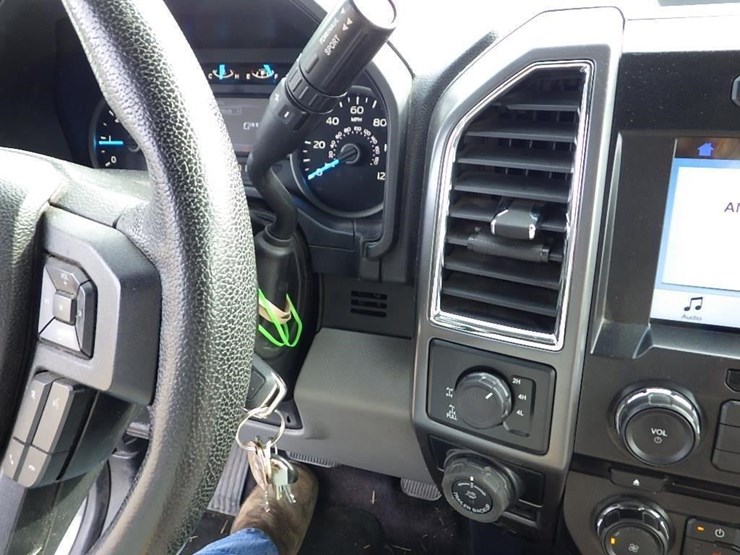 2016-ford-f150-image-31