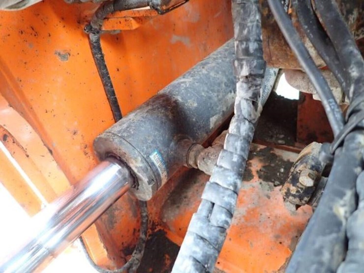 2013-doosan-dl550-3-image-72