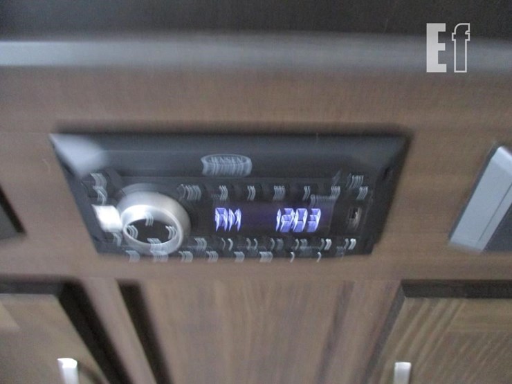 2020-keystone-rv-co-springdale-200787-image-21