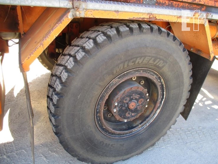 1992-caterpillar-c13-image-32