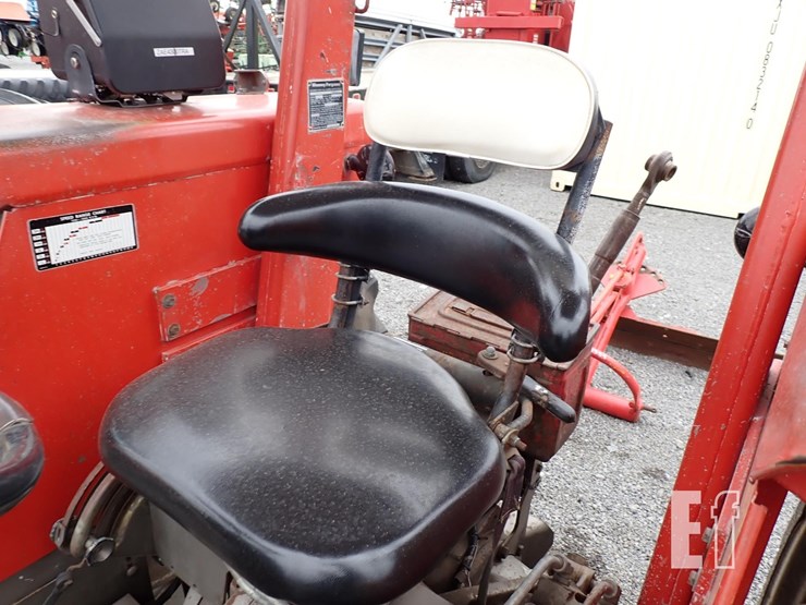 1982-massey-ferguson-265-image-15