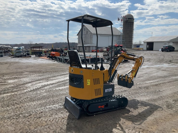 #1206-•-ats-rt12r-mini-excavator-image-5
