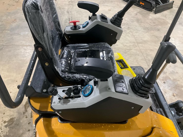 #1579-•-unused-sdle20-mini-excavator-image-16