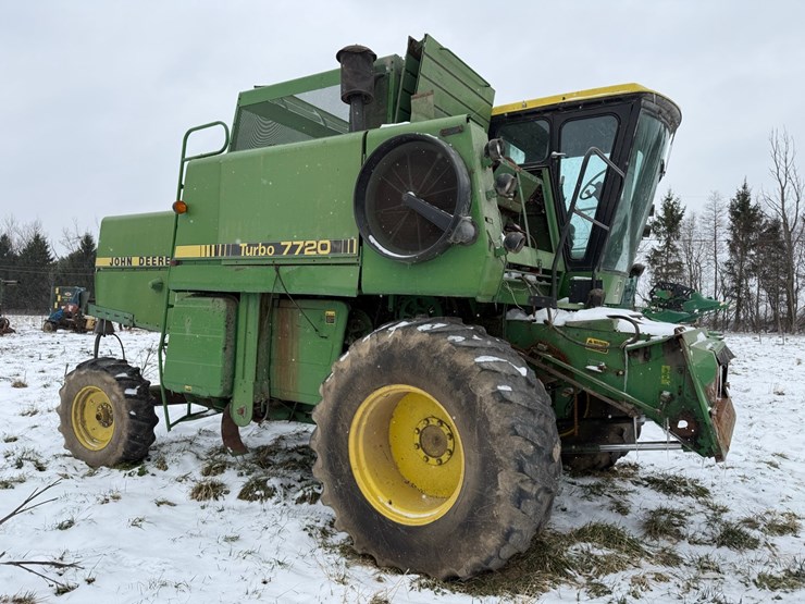 john-deere-7720-image-1