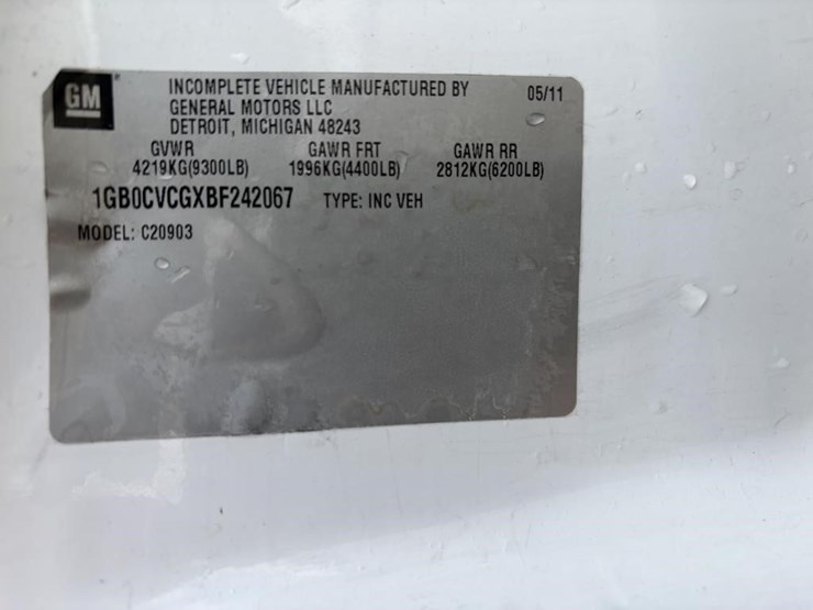 2011-chevrolet-2500-image-17