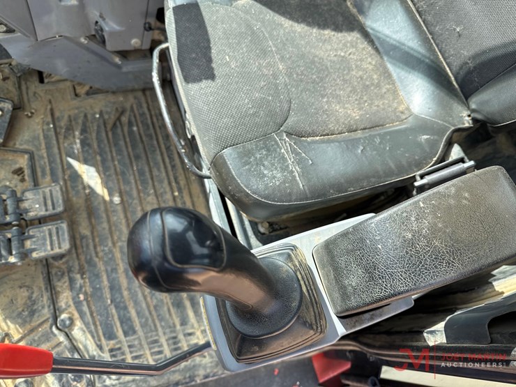 2017-kubota-kx057-4-image-14