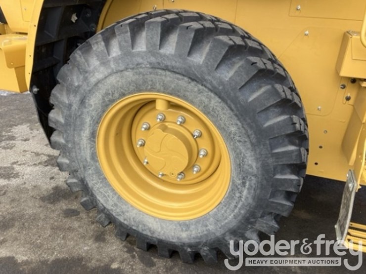 2021-caterpillar-910-image-5