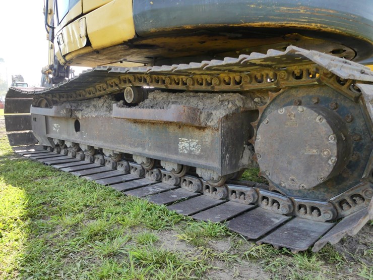 komatsu-pc138us-image-5