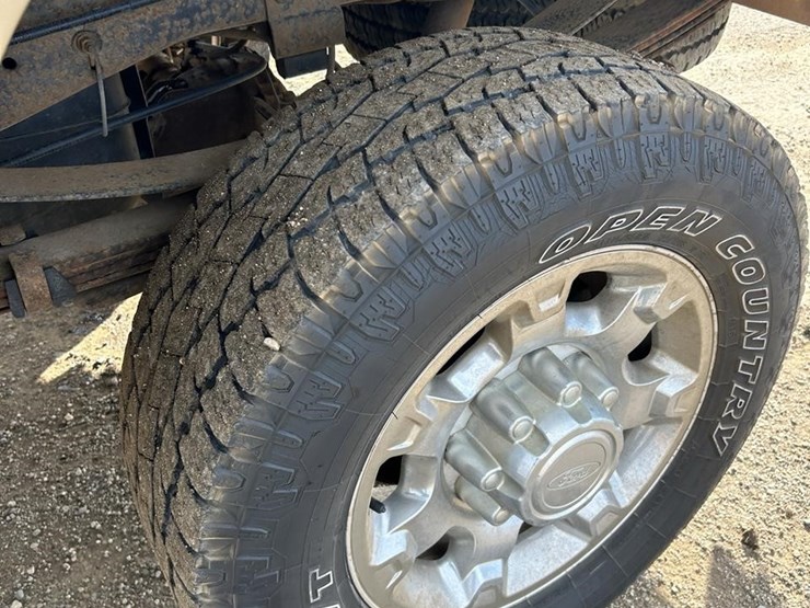 2001-ford-f350-xl-image-25