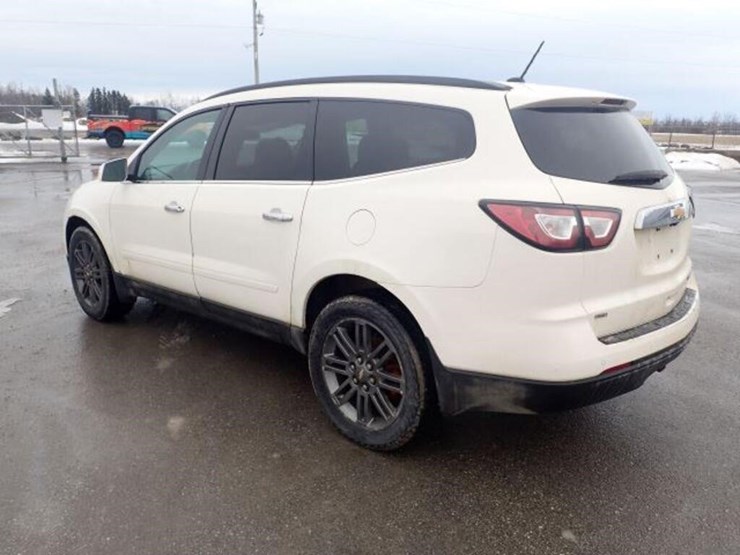 2015-chevrolet-traverse-image-7