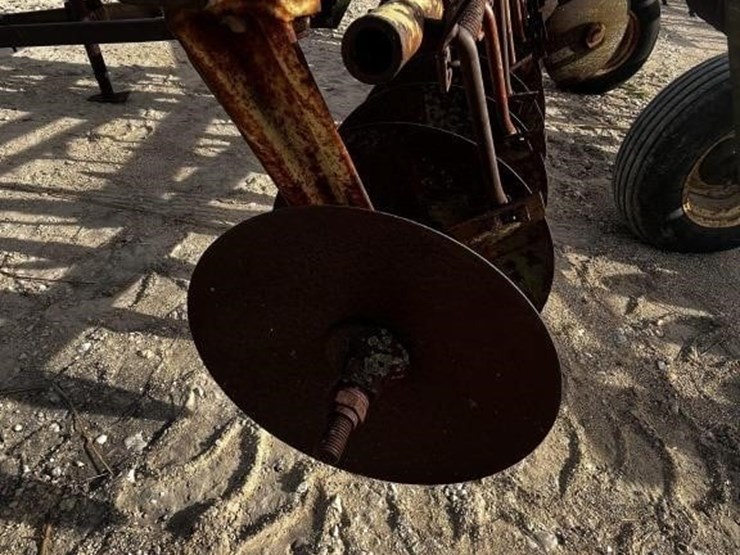 john-deere-110-image-6