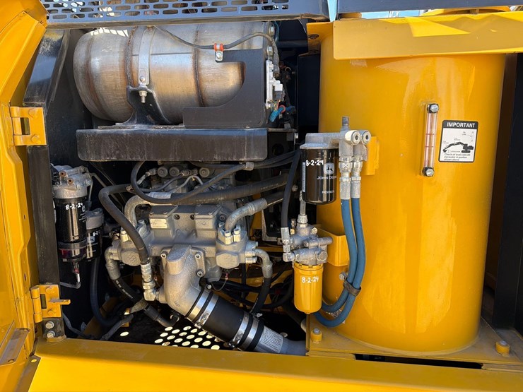 2020-deere-160g-image-21