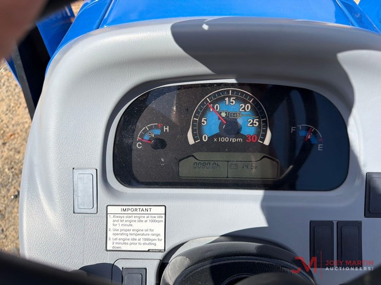 new-holland-workmaster-35-image-17