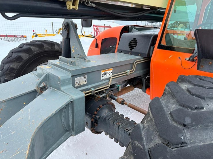 2008-jlg-g10-55a-image-26