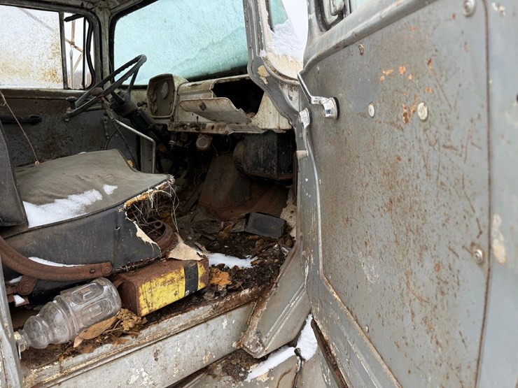 1965-dodge-600-image-19