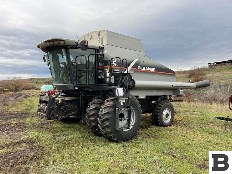 2005-gleaner-r75-image-1