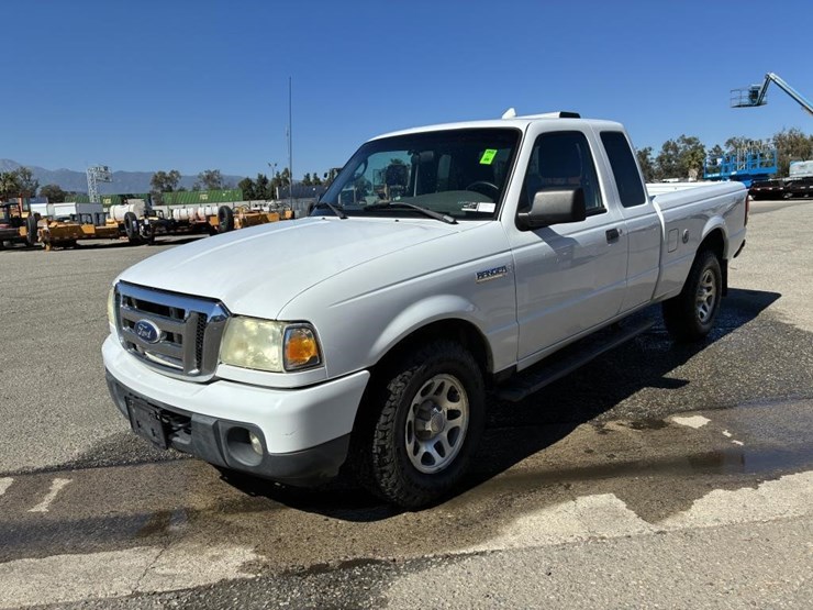 2010-ford-ranger-image-1